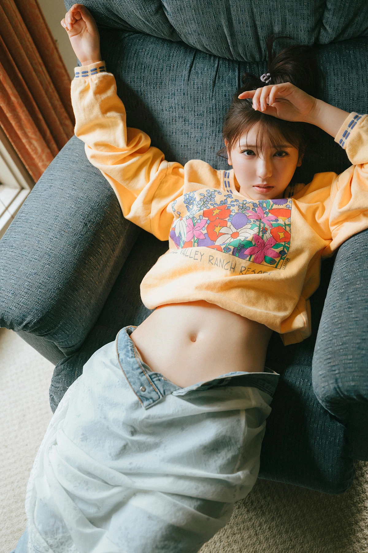Aika Sawaguchi 沢口愛華 – FLASHデジタル写真集 「Innocent White」 - P20