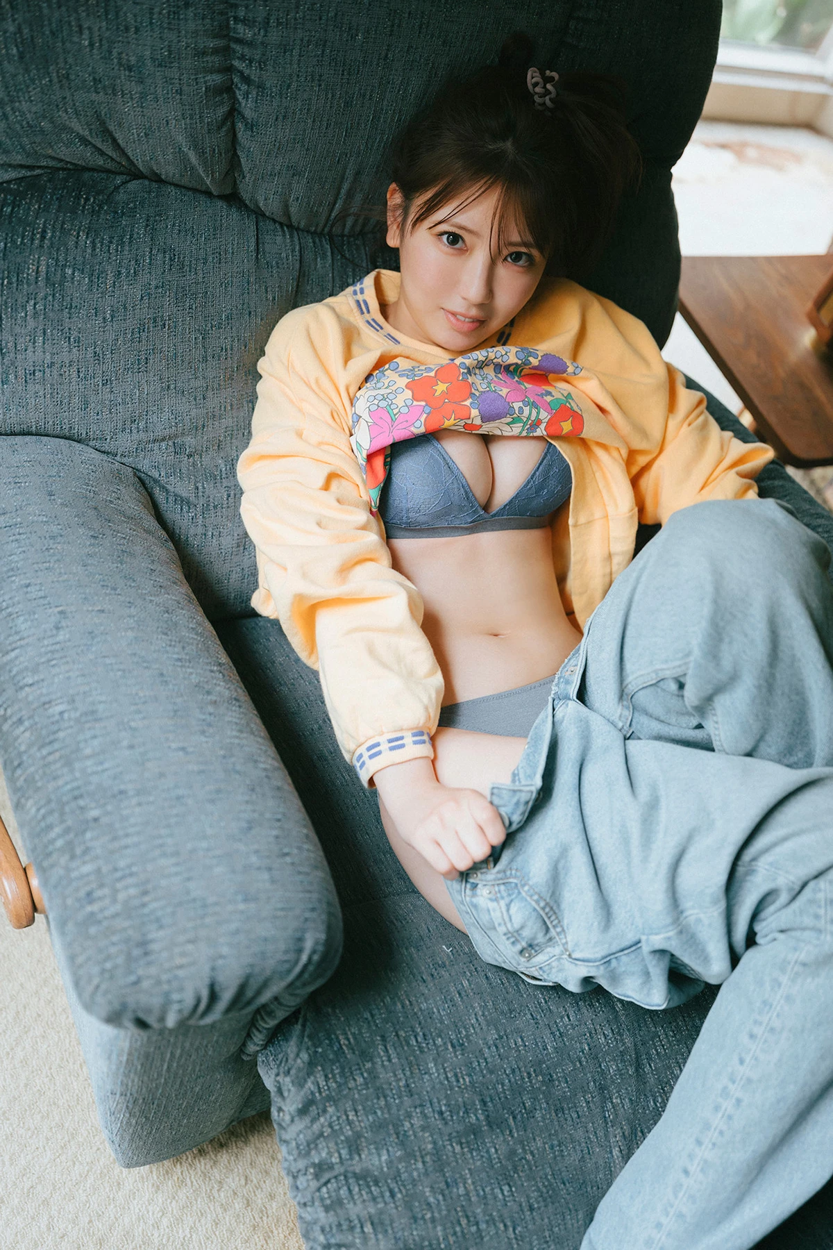 Aika Sawaguchi 沢口愛華 – FLASHデジタル写真集 「Innocent White」 - P21