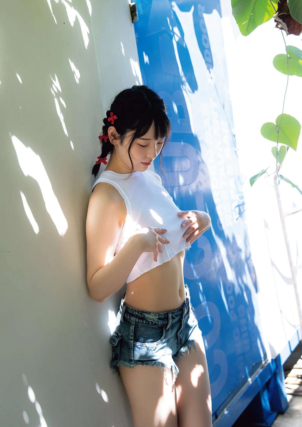 Shizuha Takimoto 瀧本雫葉 – ヌード写真集 「WHITE HOTEL」 - P24