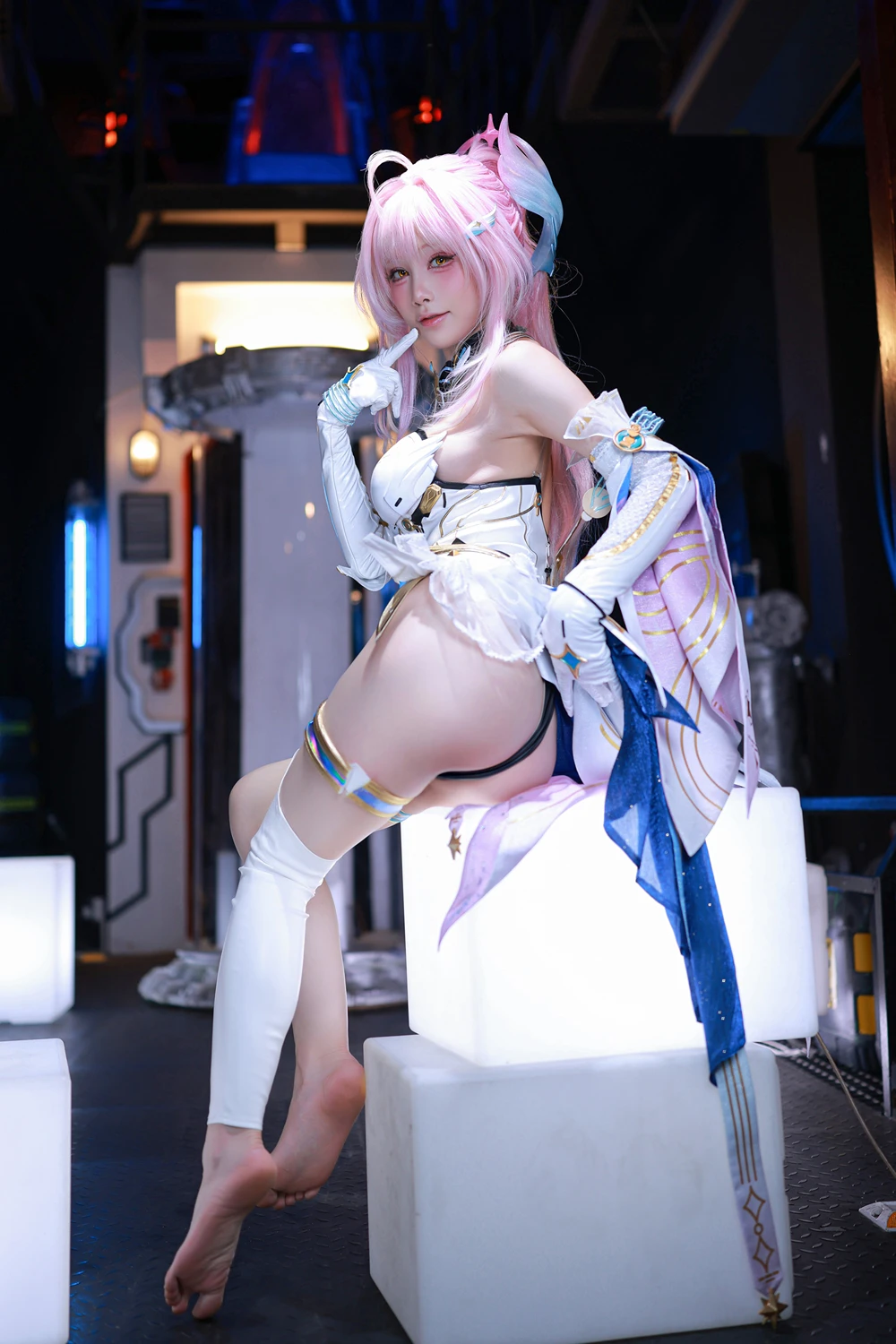 Cosplay 水淼Aqua – 鸣潮 爱弥斯 - P19