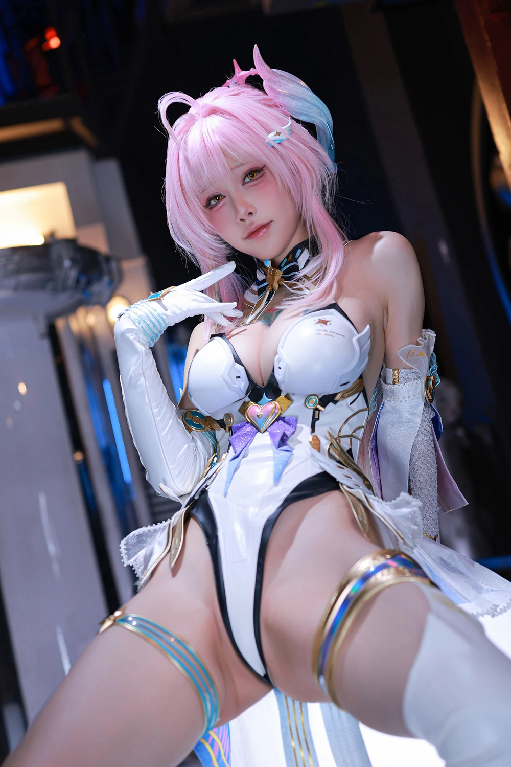 Cosplay 水淼Aqua – 鸣潮 爱弥斯 - P21