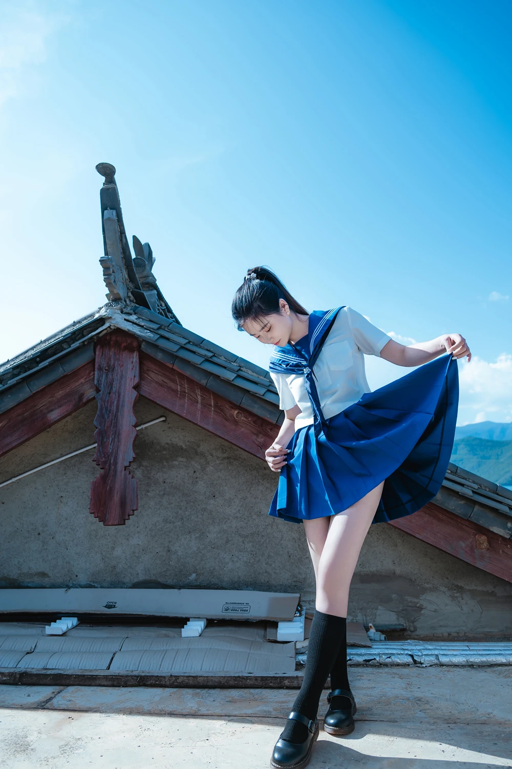 Cosplay 年年Nnian – 泡沫之夏JK & 背背裤 - P27