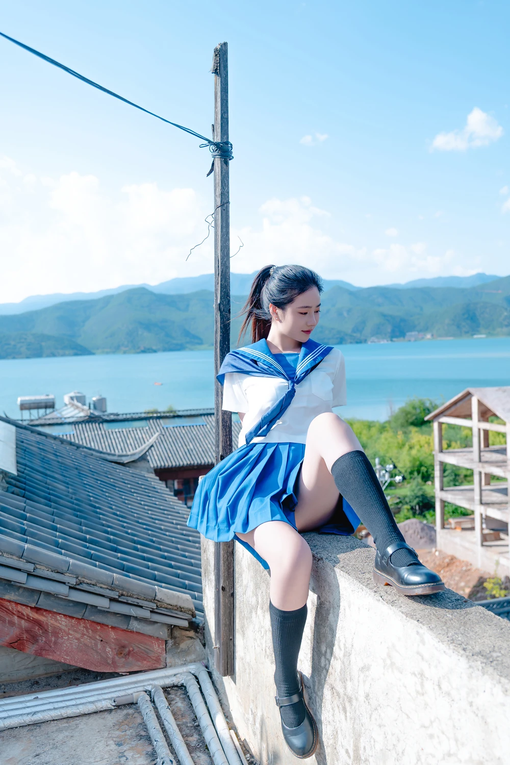 Cosplay 年年Nnian – 泡沫之夏JK & 背背裤 - P38