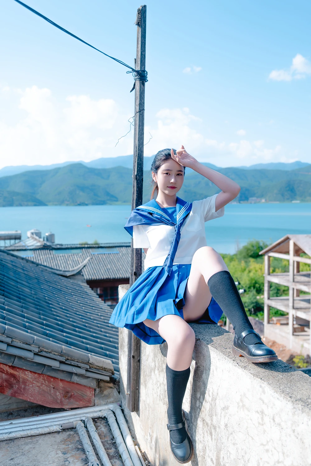 Cosplay 年年Nnian – 泡沫之夏JK & 背背裤 - P40