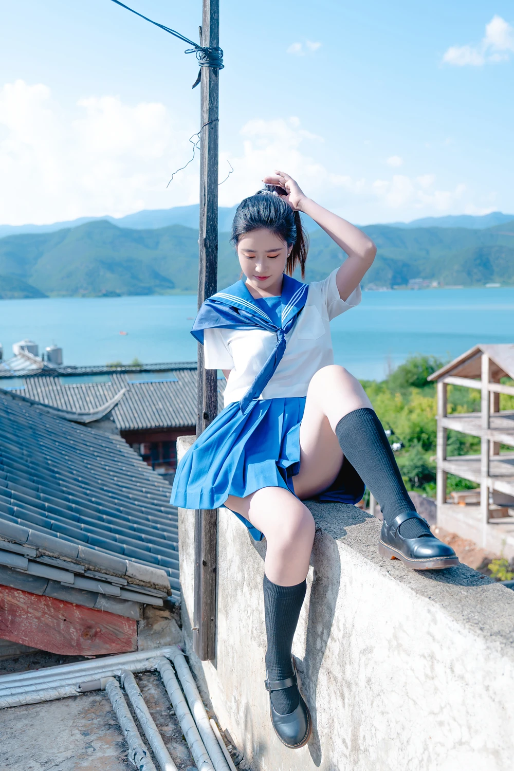 Cosplay 年年Nnian – 泡沫之夏JK & 背背裤 - P41