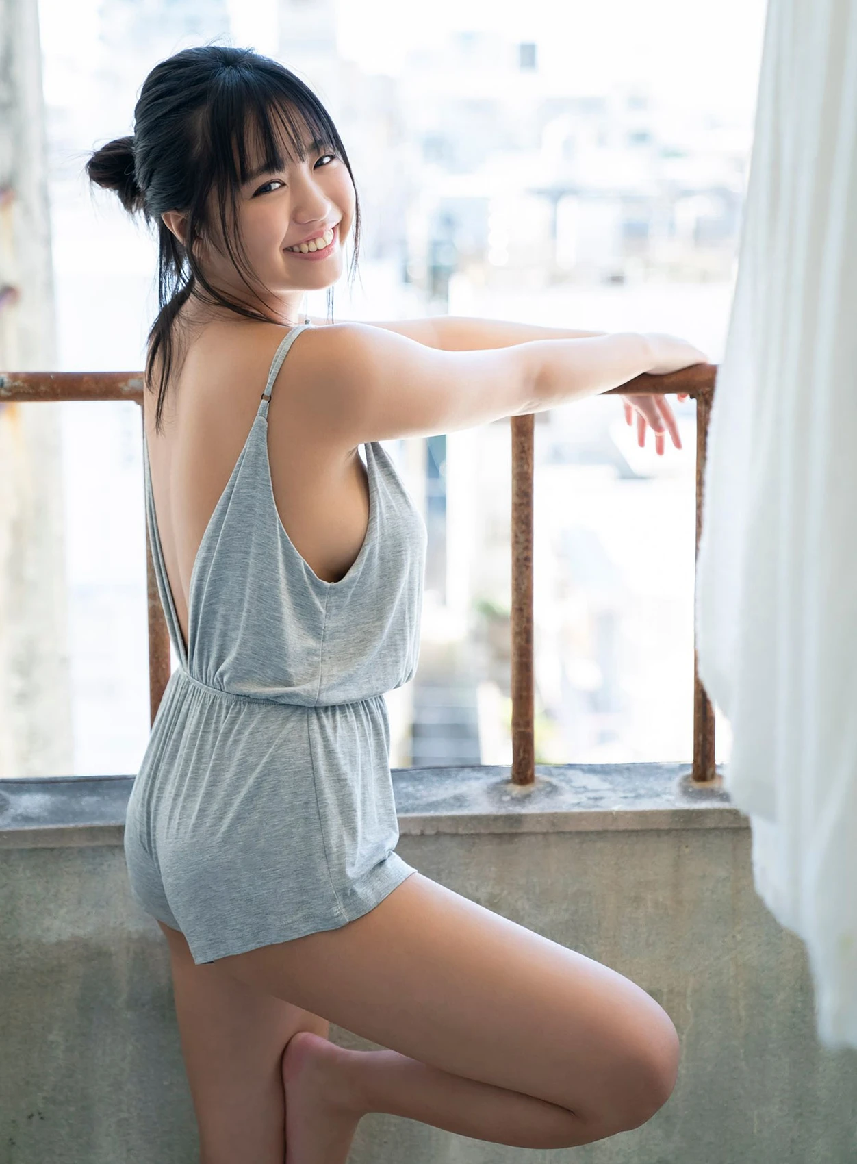 Yuno Ohara 大原優乃 – 写真集 「はる、はれた」 - P14