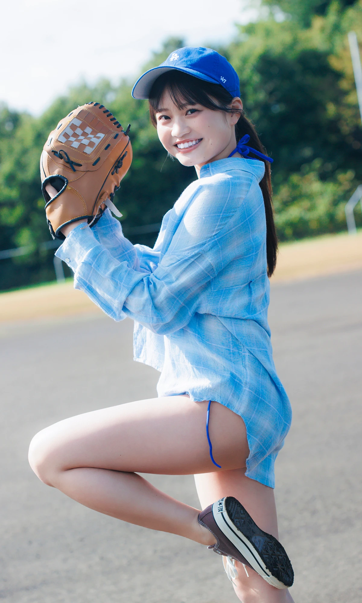 Mii Sugii 杉井みぃ – 週プレ Photo Book 「勝利に向かってPLAYBALL」 - P3