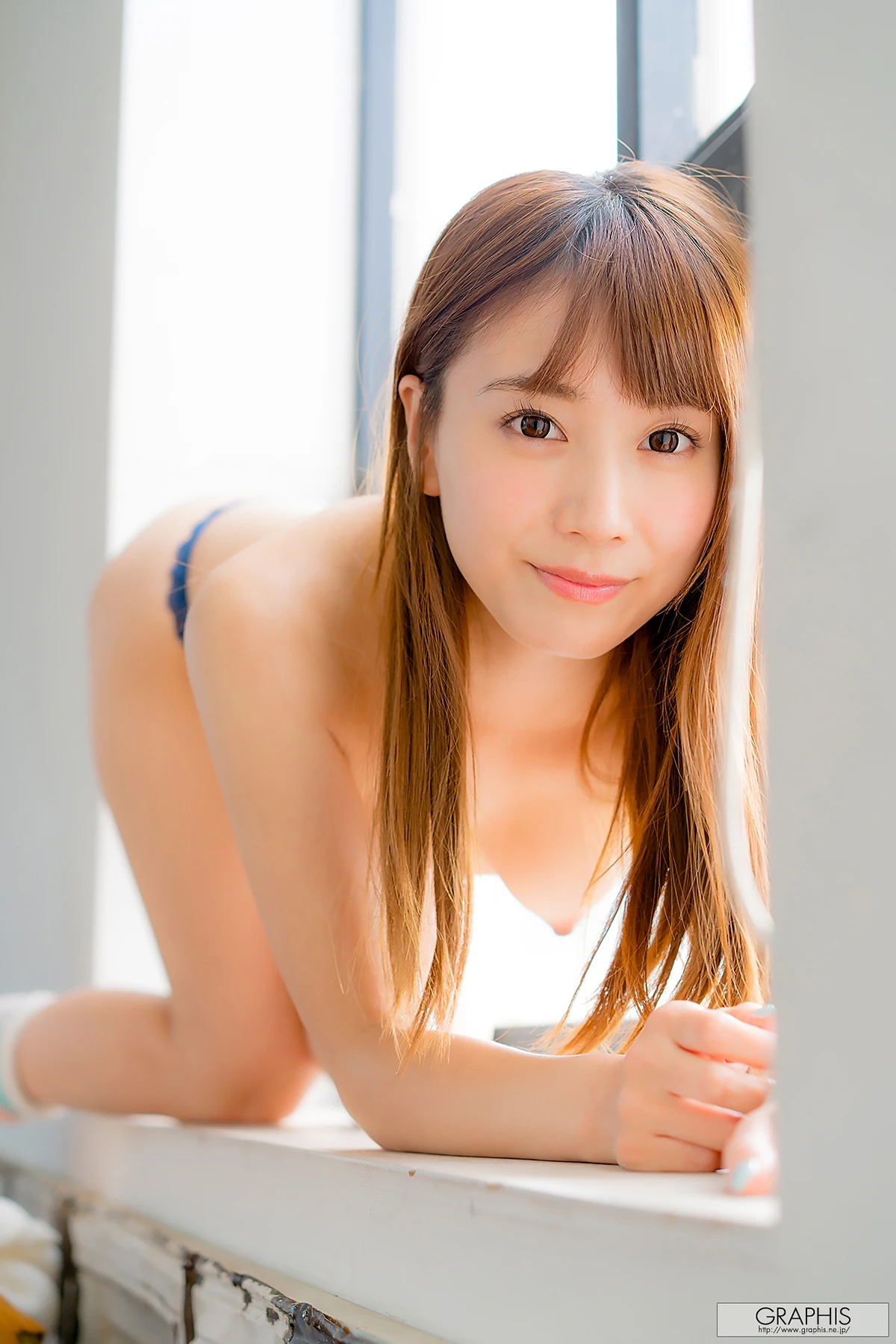 Minami Hatsukawa 初川みなみ – Graphis Gals 「Be With You」 - P21