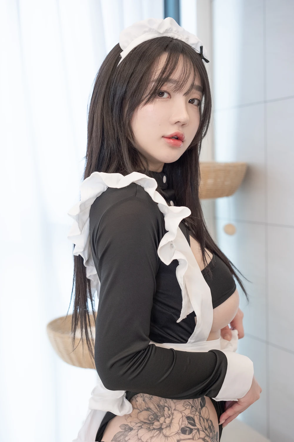 Son Yeeun 손예은 – Photobook 「Valentine’s Day」 - P7
