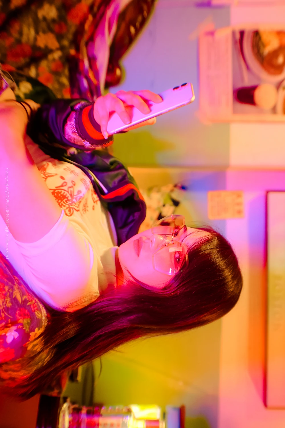Miho 미호 – KUEN Photobook 「Naked Killer」 - P33