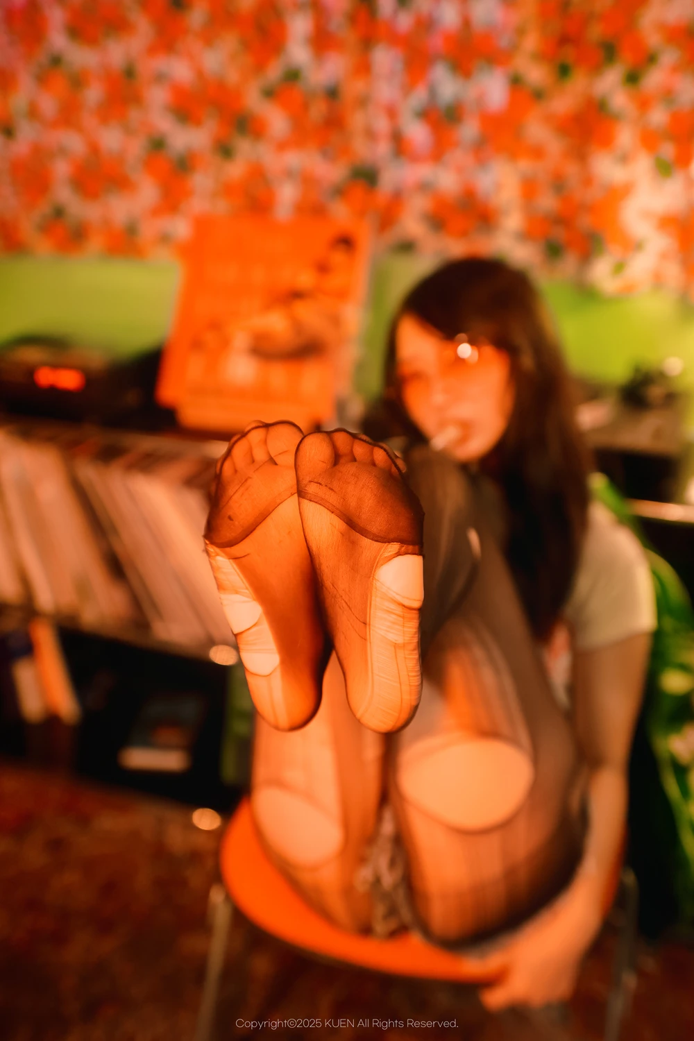 Miho 미호 – KUEN Photobook 「Naked Killer」 - P45