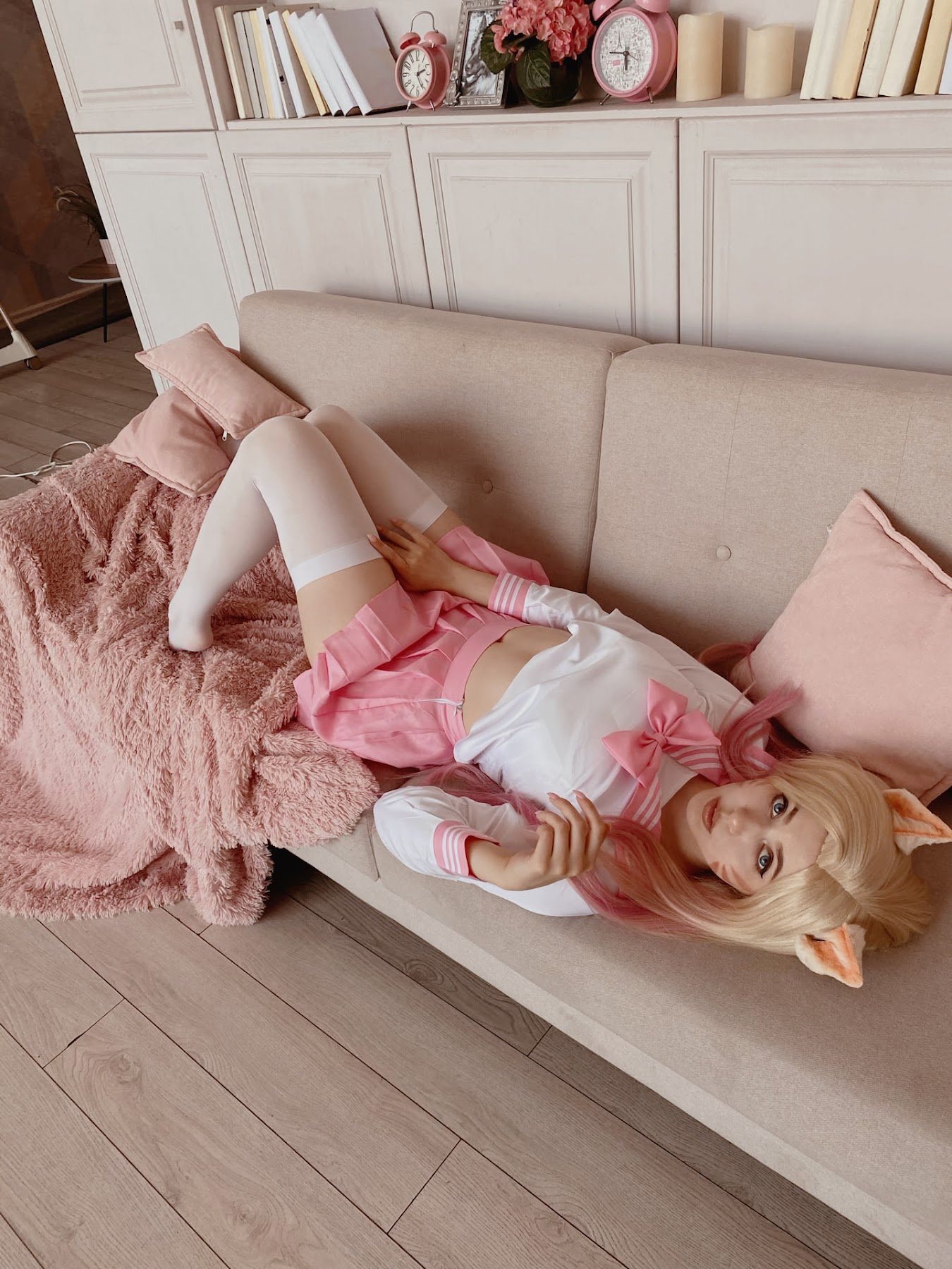 Coser@Alina Becker – Ahri Schoolgirl - P85