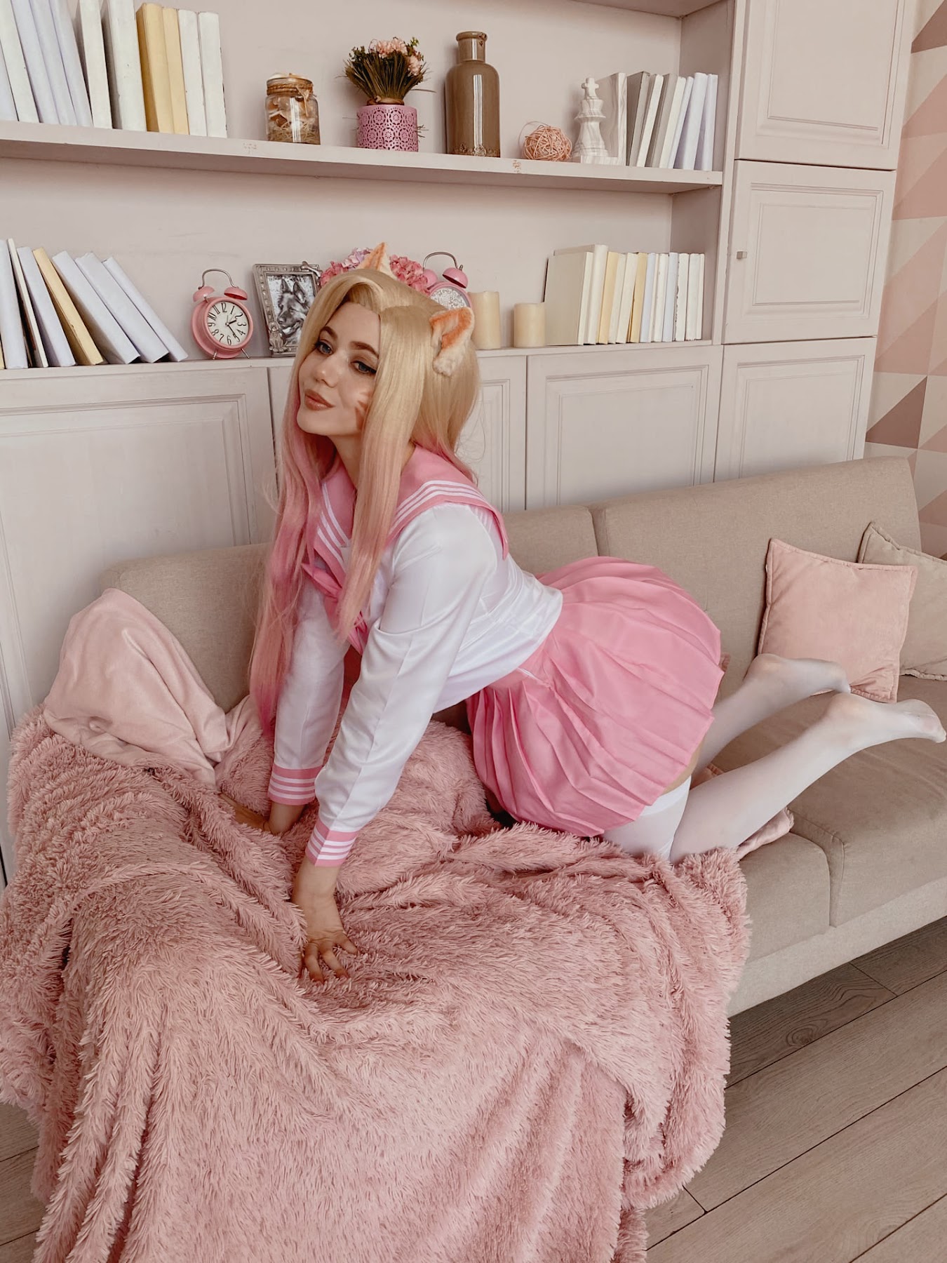 Coser@Alina Becker – Ahri Schoolgirl - P88