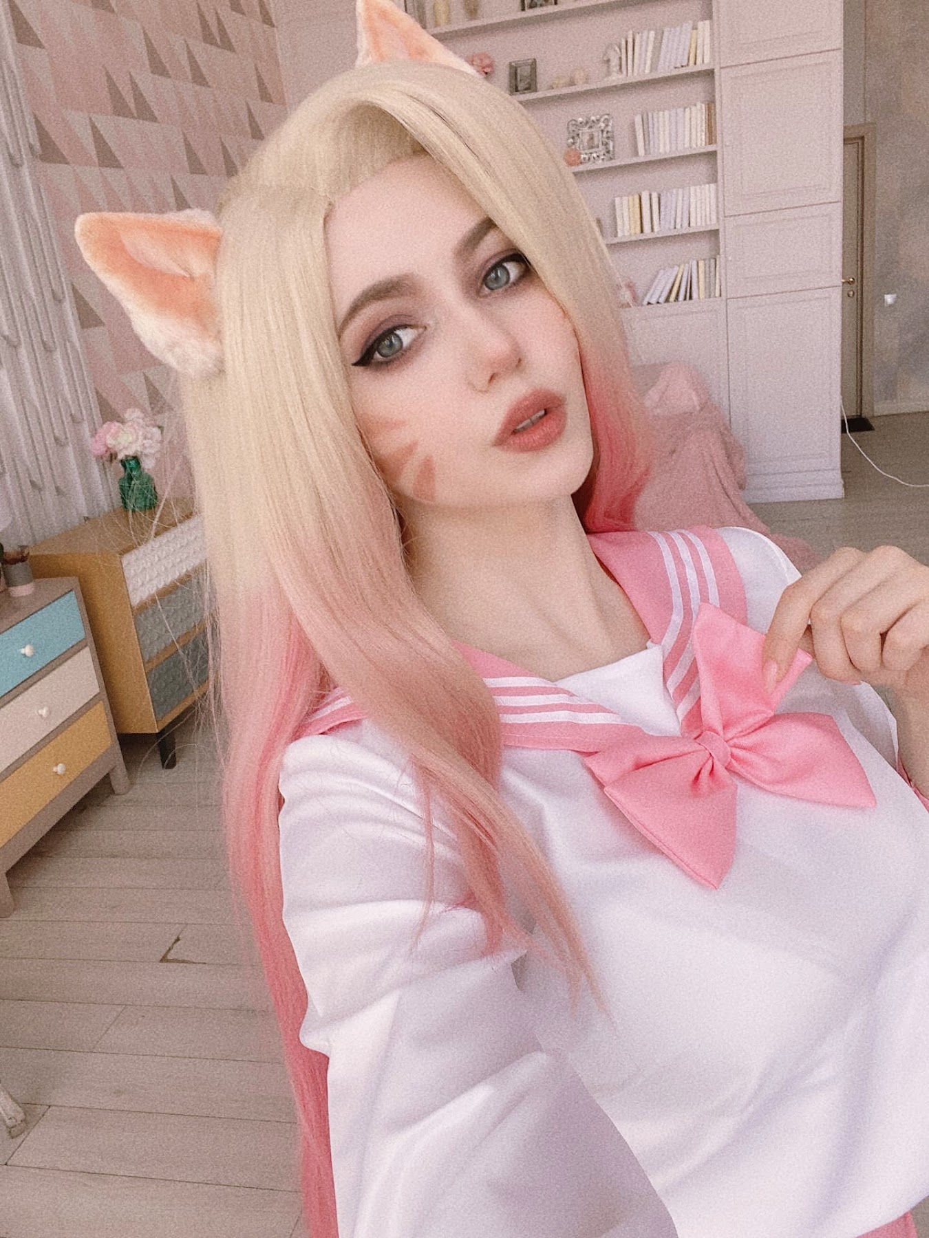 Coser@Alina Becker – Ahri Schoolgirl - P94