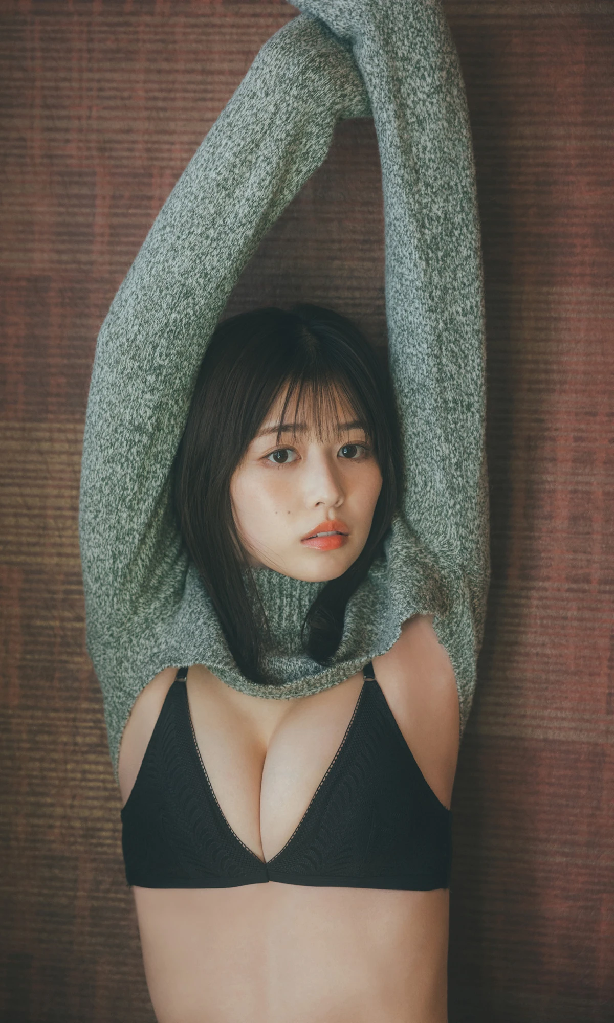 Yuzuha Saeki 冴木柚葉 – 週プレ Photo Book 「想いはあふれて。」 - P15