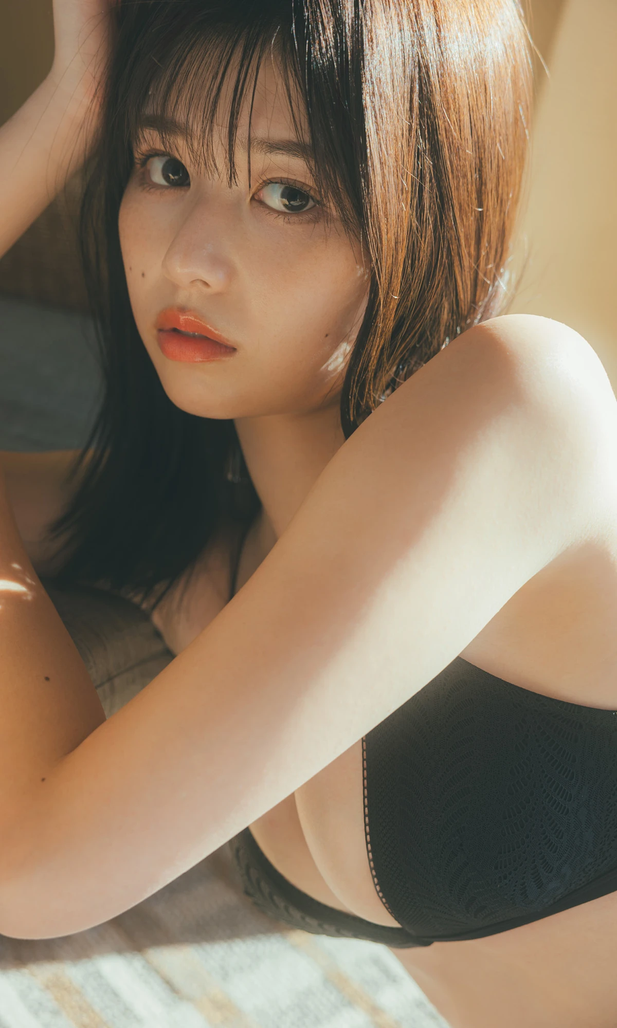 Yuzuha Saeki 冴木柚葉 – 週プレ Photo Book 「想いはあふれて。」 - P18