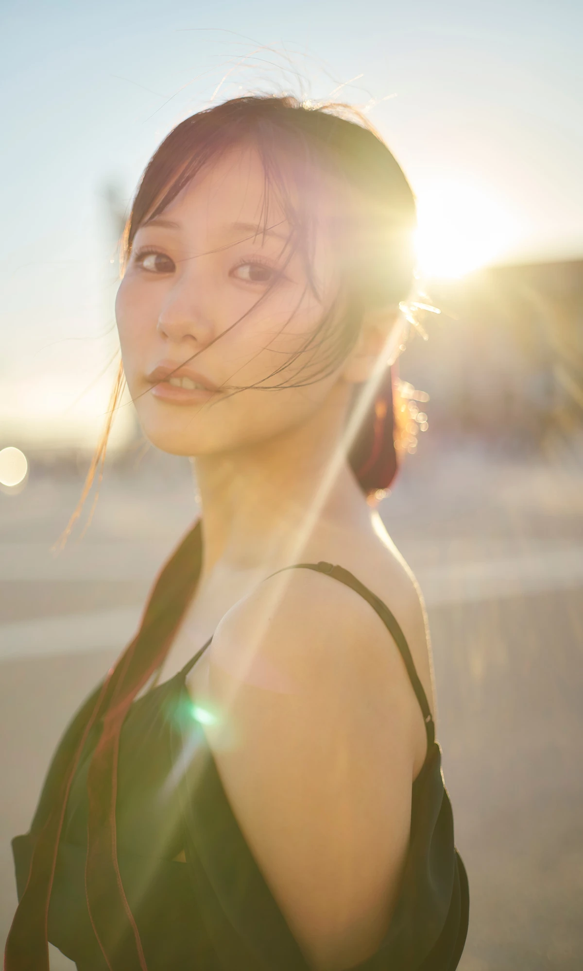 Miku Tanaka 田中美久 – 写真集 「もっと、ぜんぶ、ほんと」 - P142