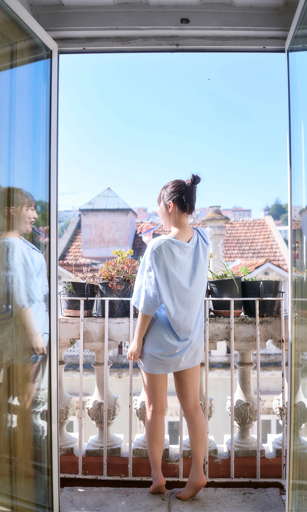 Miku Tanaka 田中美久 – 写真集 「もっと、ぜんぶ、ほんと」 - P32