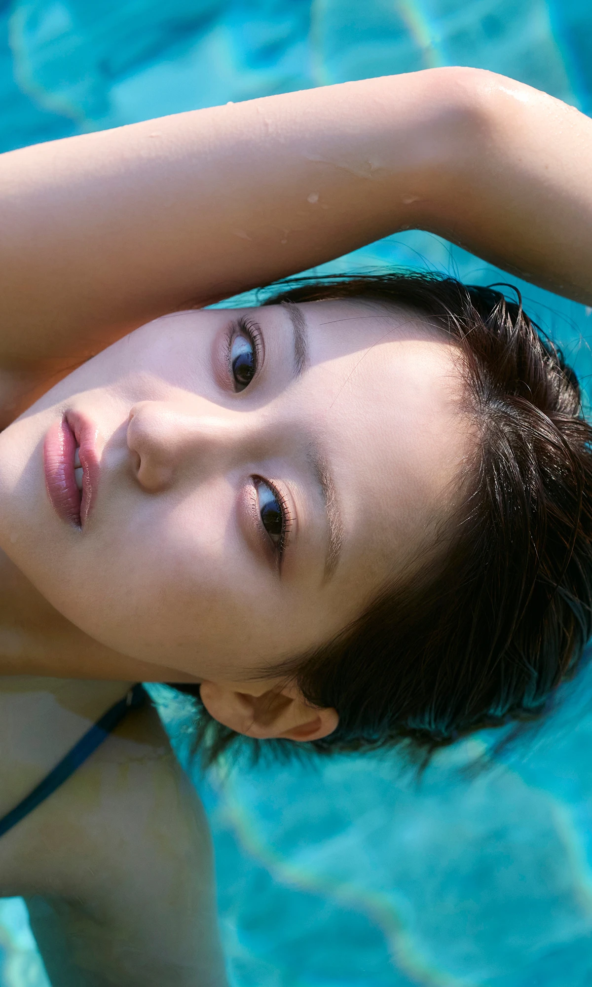 Miku Tanaka 田中美久 – 写真集 「もっと、ぜんぶ、ほんと」 - P77