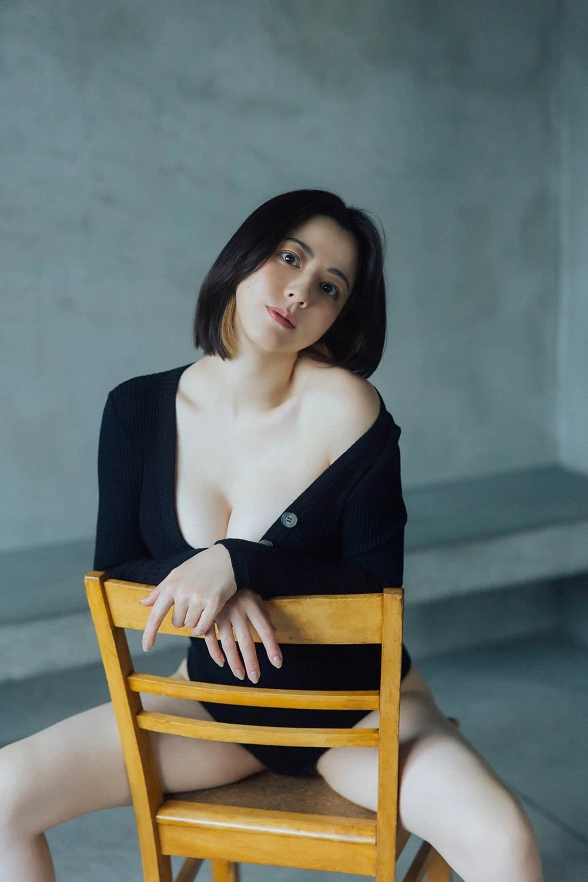Yumi Sugimoto 杉本有美 – FLASHデジタル写真集 「そっと、溶けていく」 - P70
