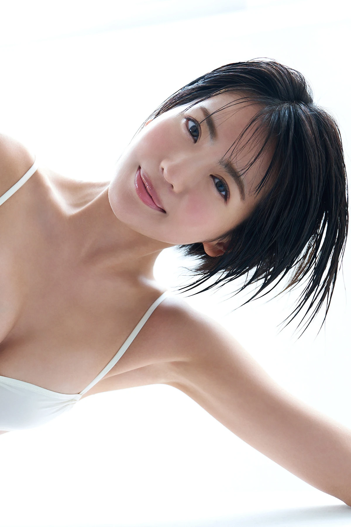 Moeka Sasaki 佐々木萌香 – FLASHデジタル写真集 「アザトカワイイ昼下がり」 - P69