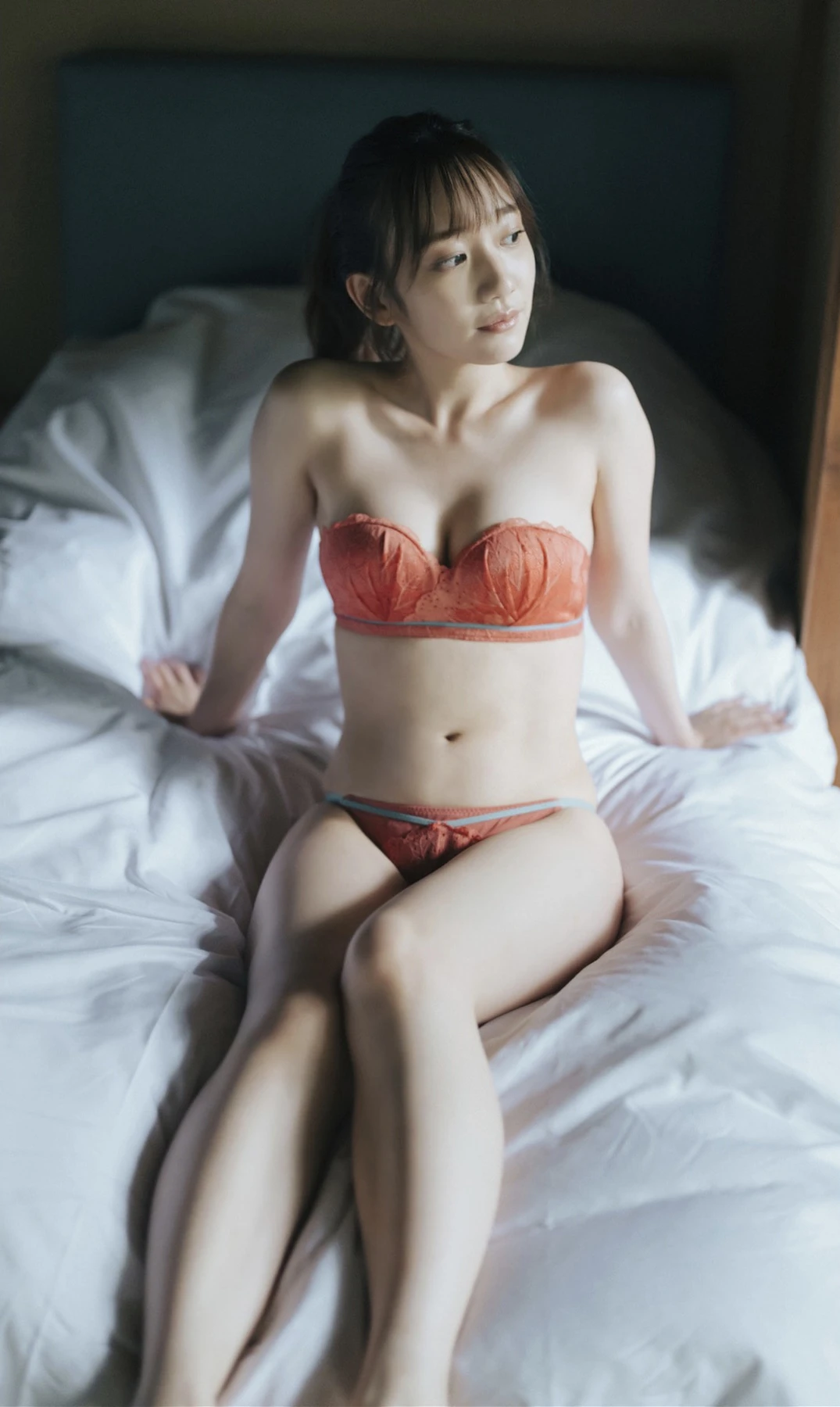 Yuna Sekine 関根優那 – 週プレ Photo Book 「すべてを解放して」 - P38