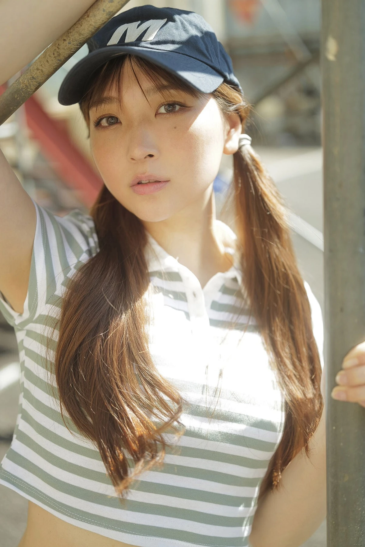 Marina Amatsu あまつまりな – SPA！デジタル写真集 「ツナギを脱いだら」 - P14