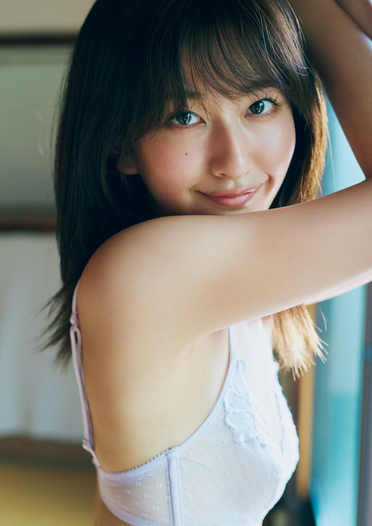 Rina Saito 斉藤里奈 – 1st写真集 「色彩」 - P100