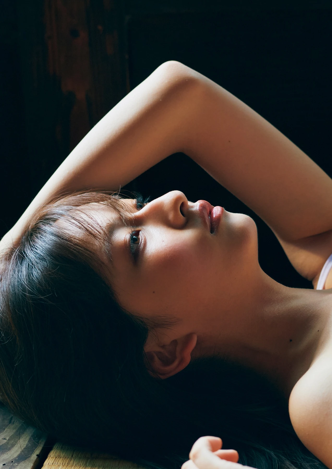 Rina Saito 斉藤里奈 – 1st写真集 「色彩」 - P108