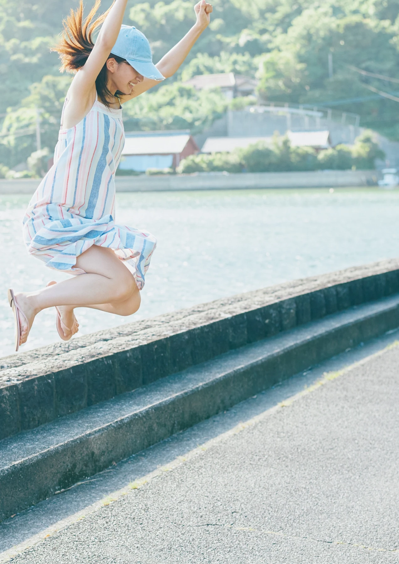 Rina Saito 斉藤里奈 – 1st写真集 「色彩」 - P121