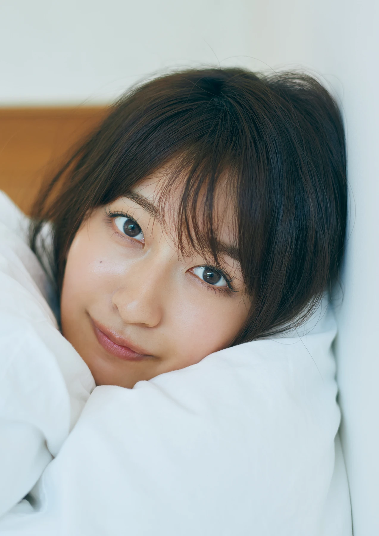 Rina Saito 斉藤里奈 – 1st写真集 「色彩」 - P34