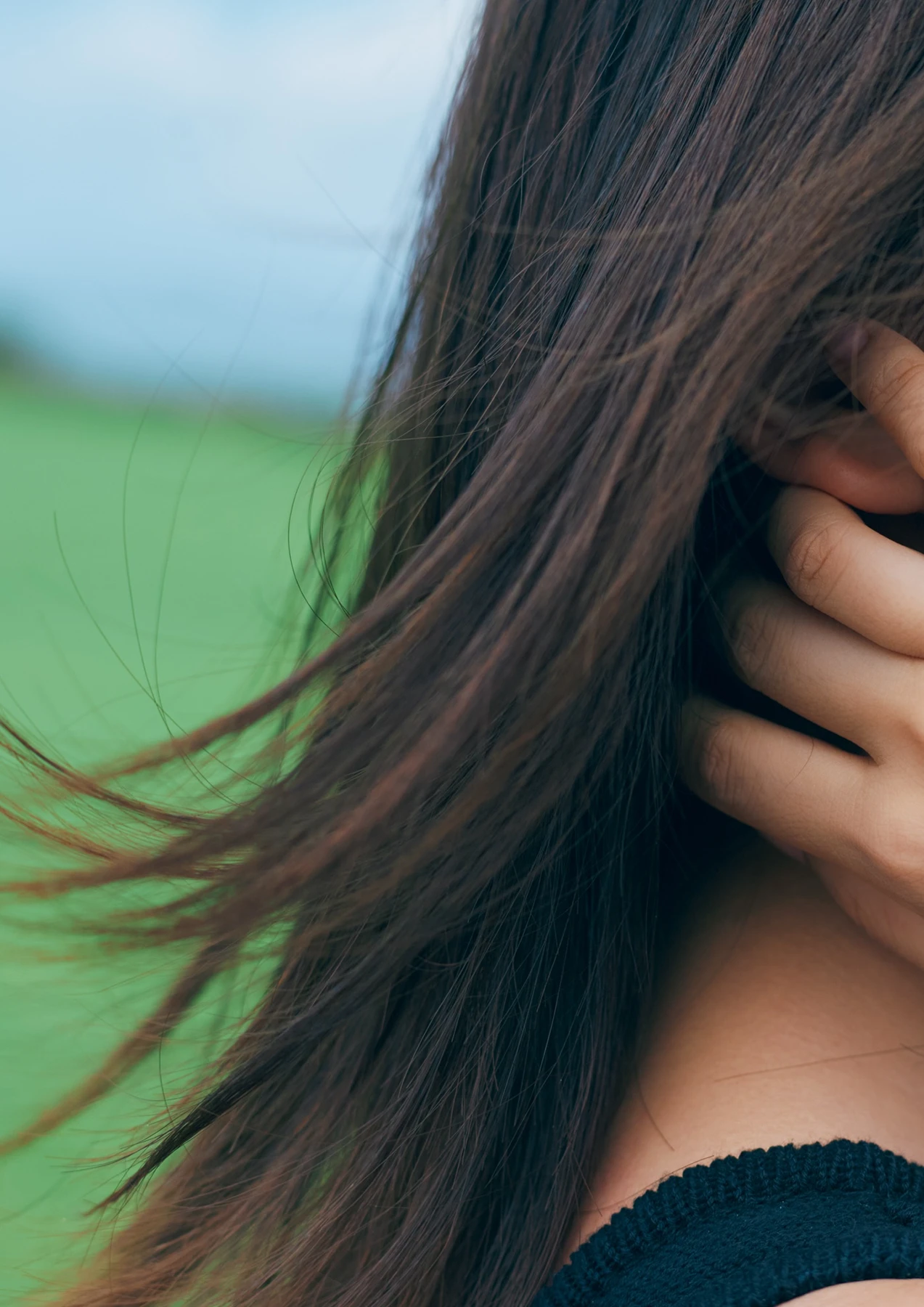 Rina Saito 斉藤里奈 – 1st写真集 「色彩」 - P42