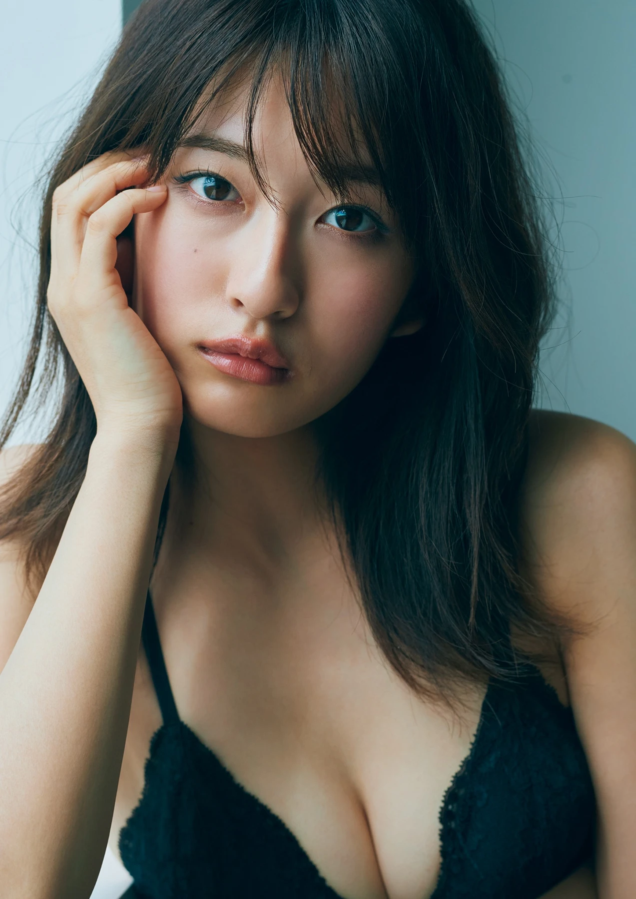 Rina Saito 斉藤里奈 – 1st写真集 「色彩」 - P57