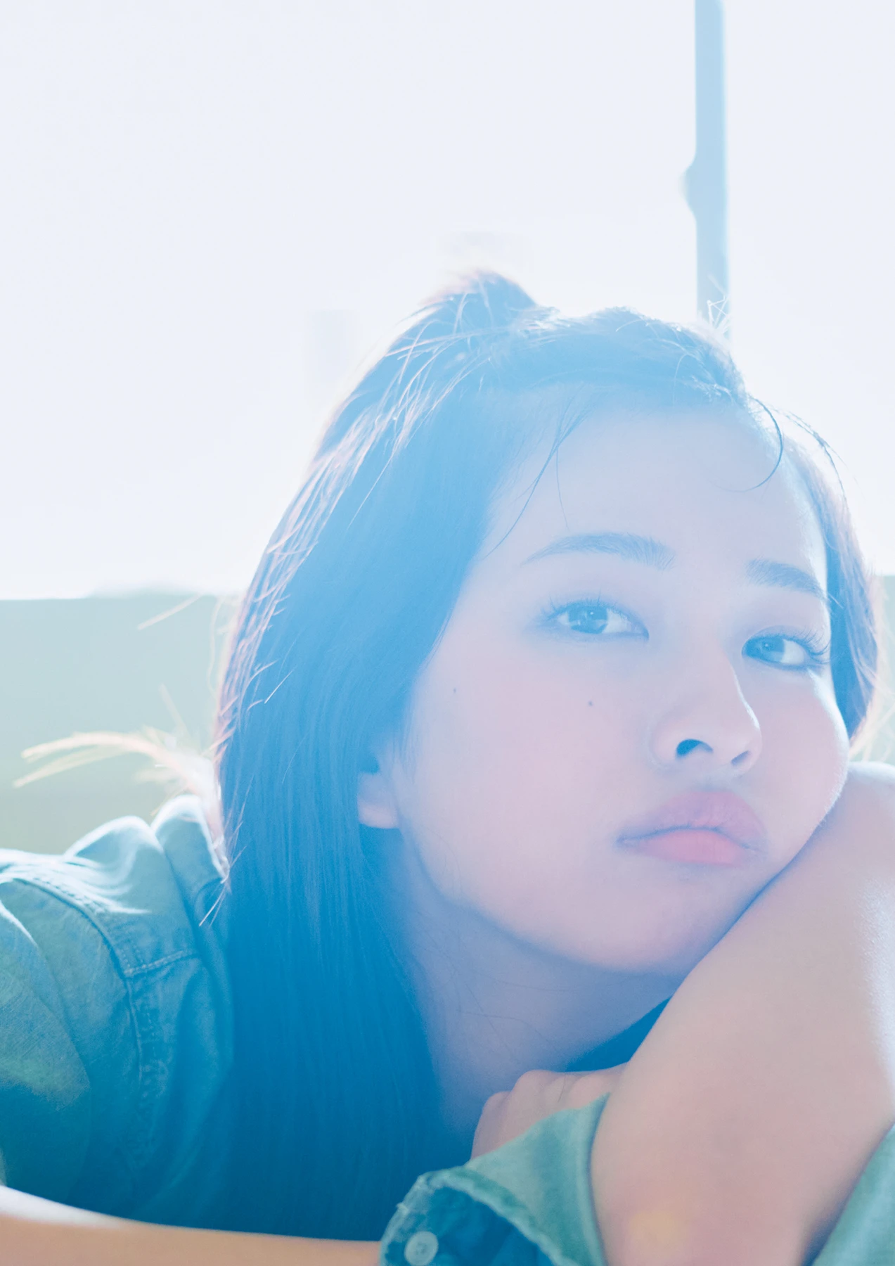 Rina Saito 斉藤里奈 – 1st写真集 「色彩」 - P60