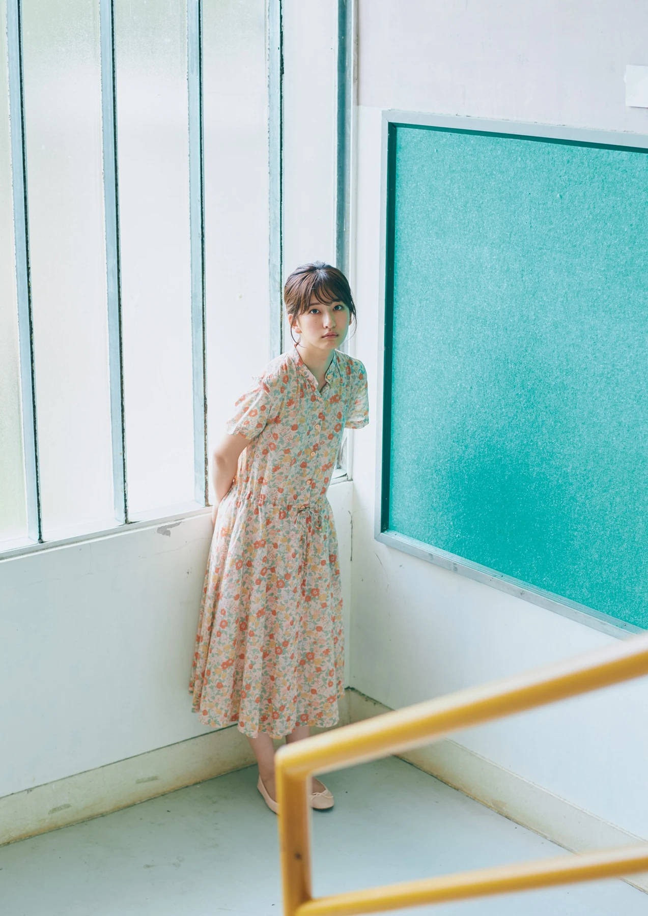 Rina Saito 斉藤里奈 – 1st写真集 「色彩」 - P6