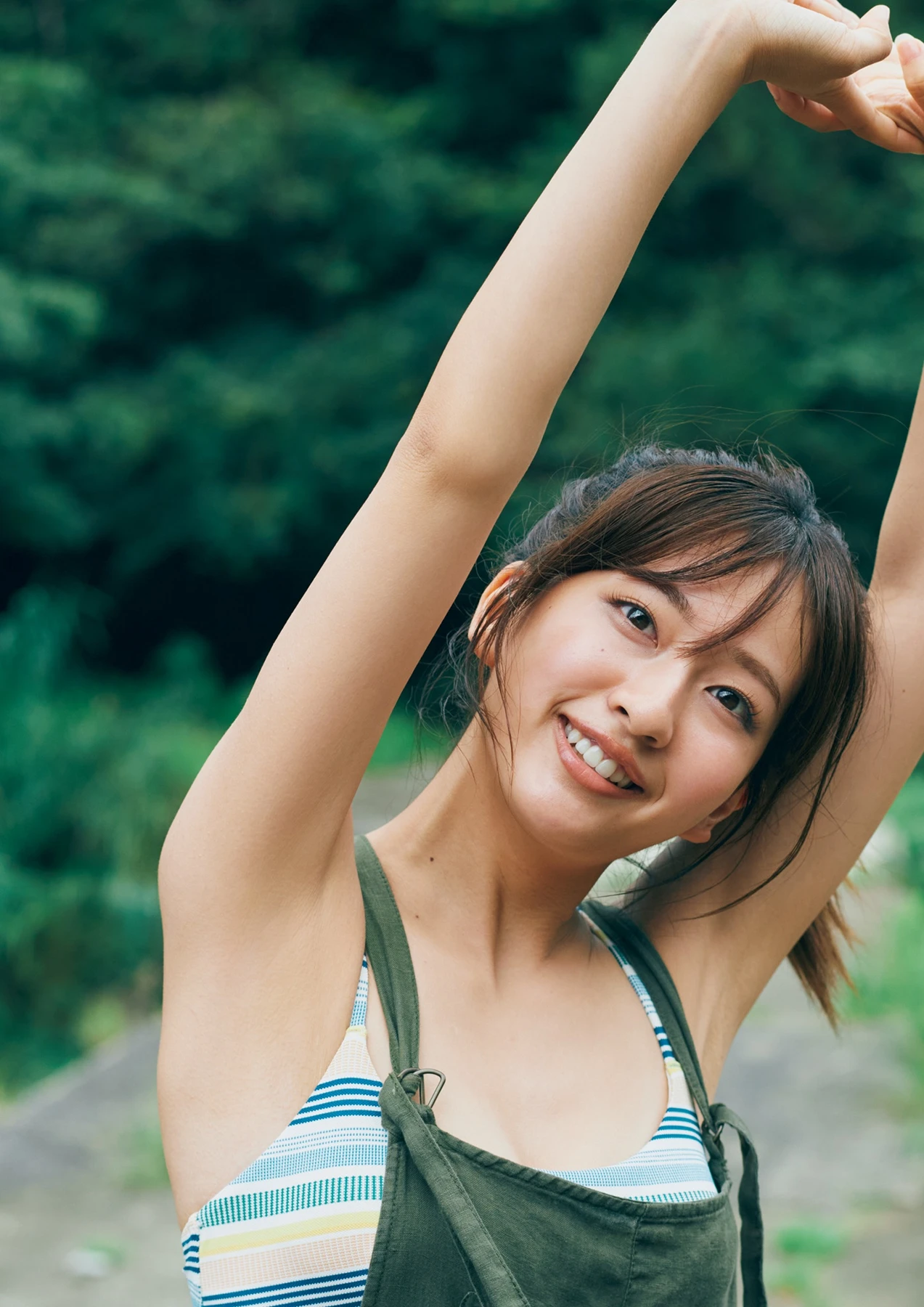 Rina Saito 斉藤里奈 – 1st写真集 「色彩」 - P79