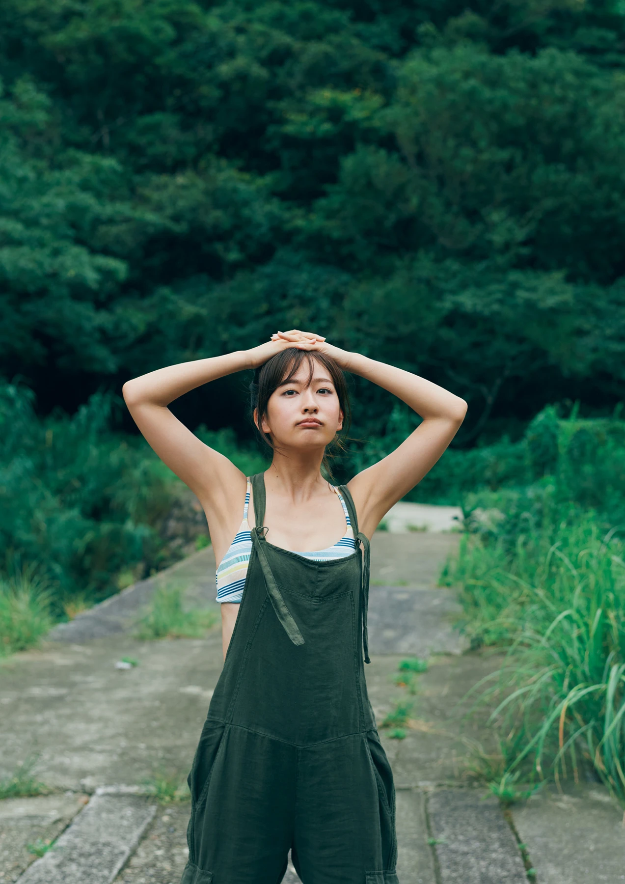 Rina Saito 斉藤里奈 – 1st写真集 「色彩」 - P82