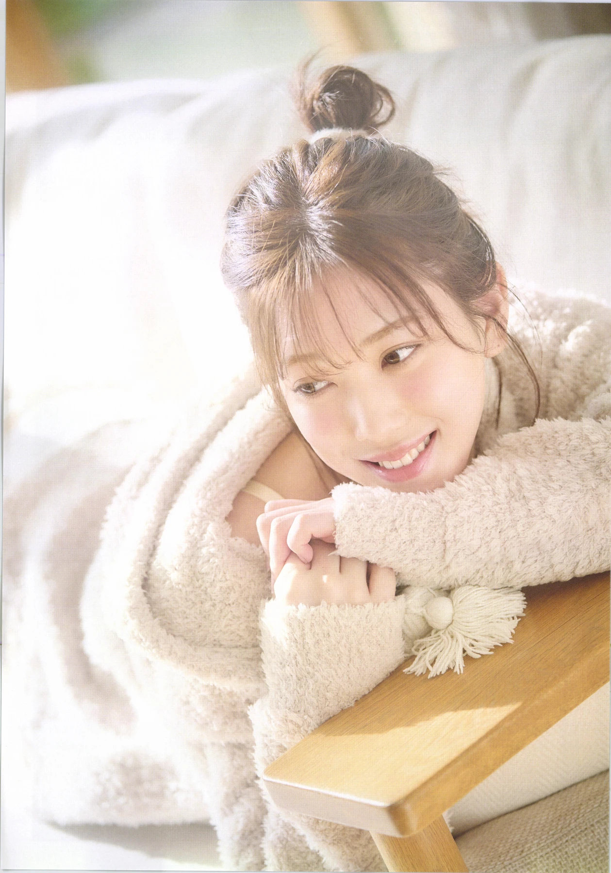 Junna Ito 伊藤純奈 – 1st写真集 「unfussy FC限定」 - P26