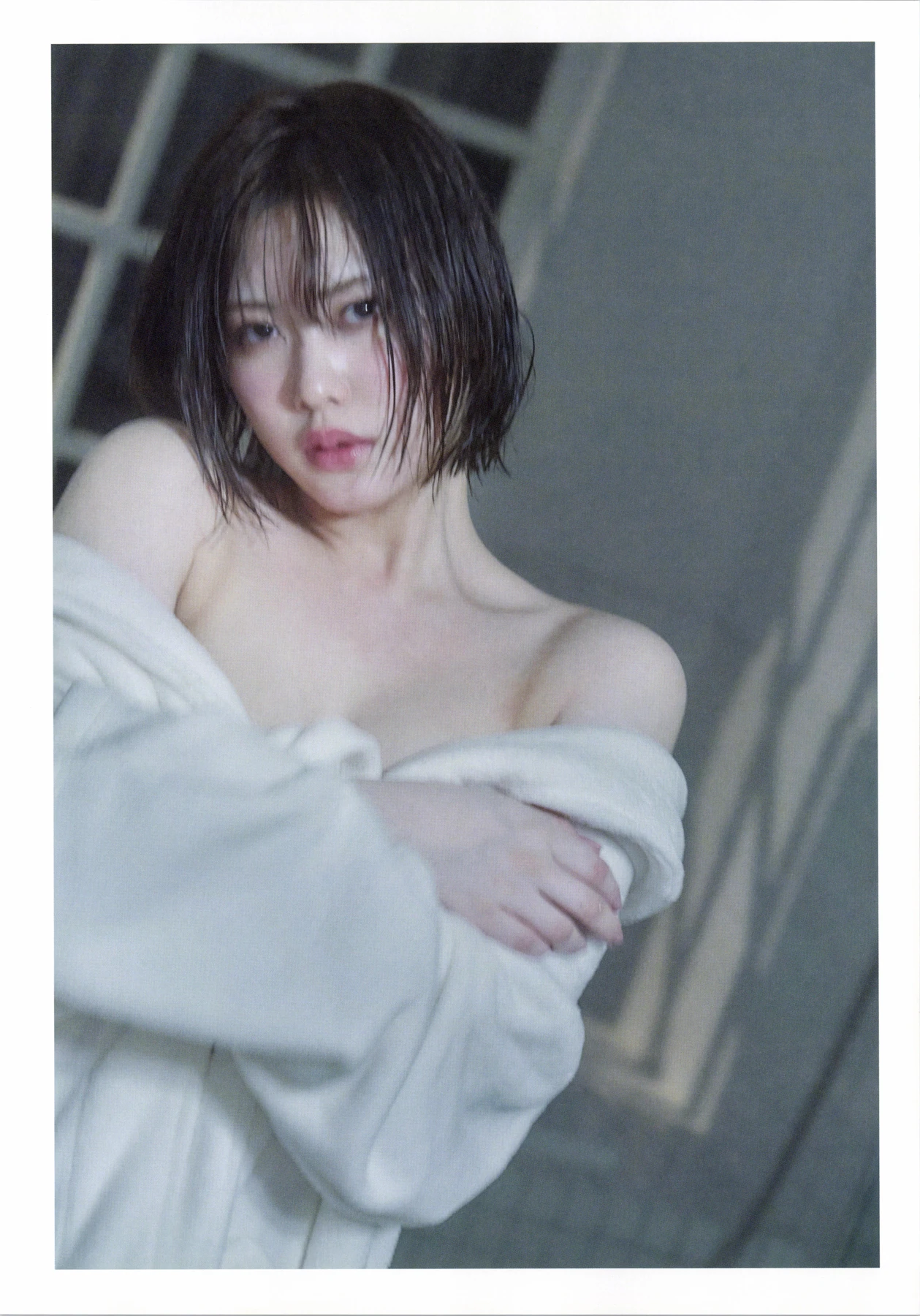 Junna Ito 伊藤純奈 – 1st写真集 「unfussy FC限定」 - P53