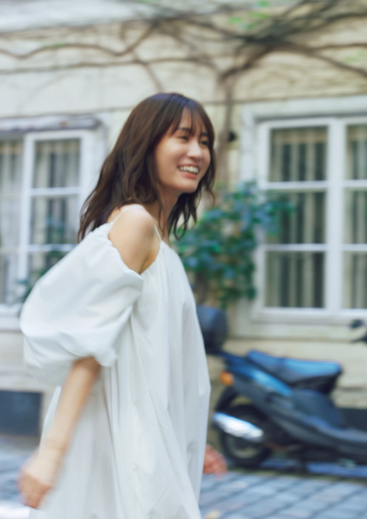 Atsuko Maeda 前田敦子 – 6th Photobook 写真集 「Beste」 - P29
