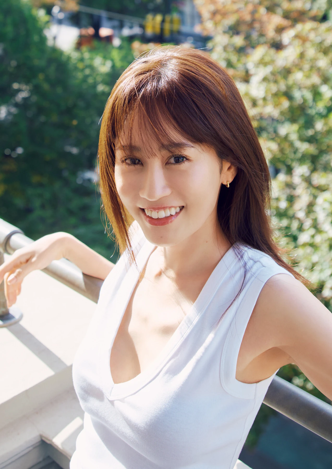 Atsuko Maeda 前田敦子 – 6th Photobook 写真集 「Beste」 - P36