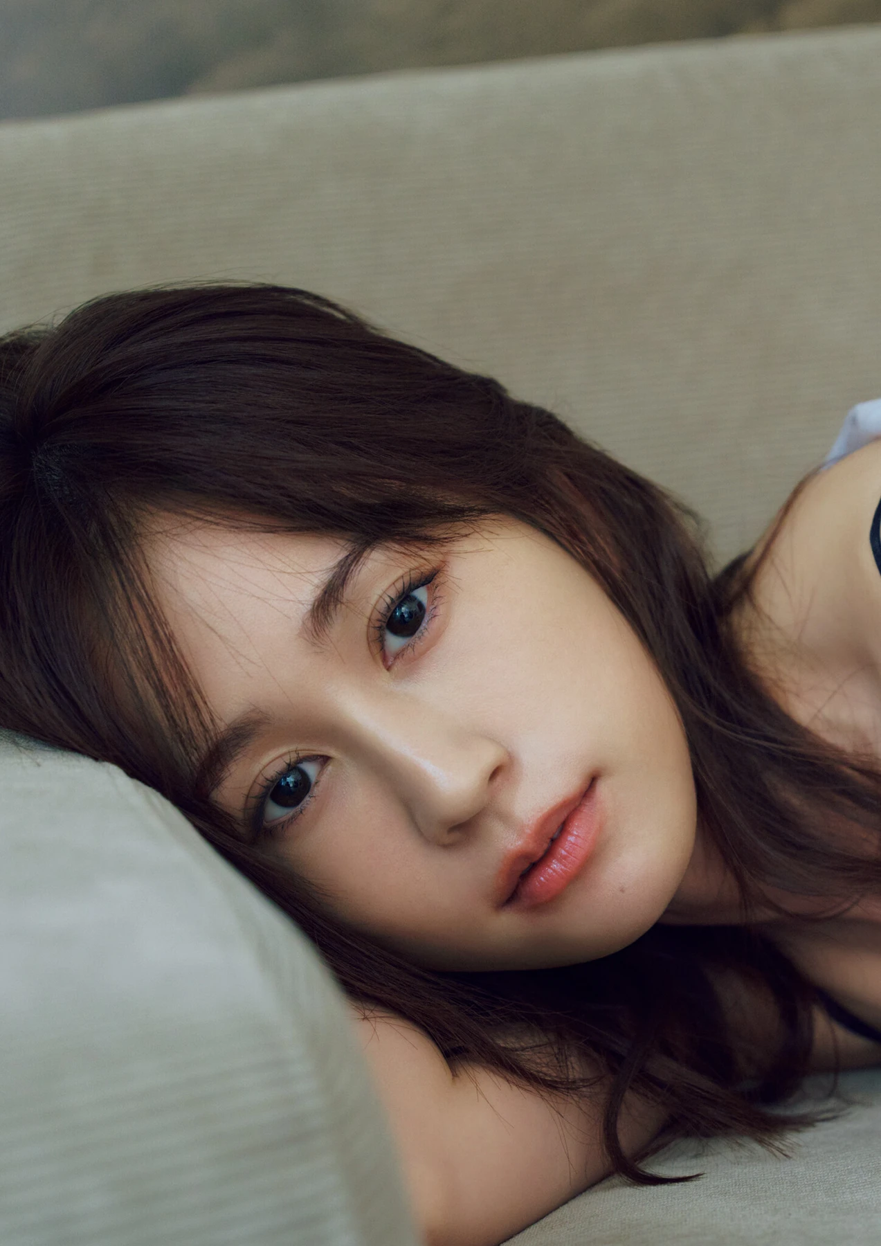 Atsuko Maeda 前田敦子 – 6th Photobook 写真集 「Beste」 - P40
