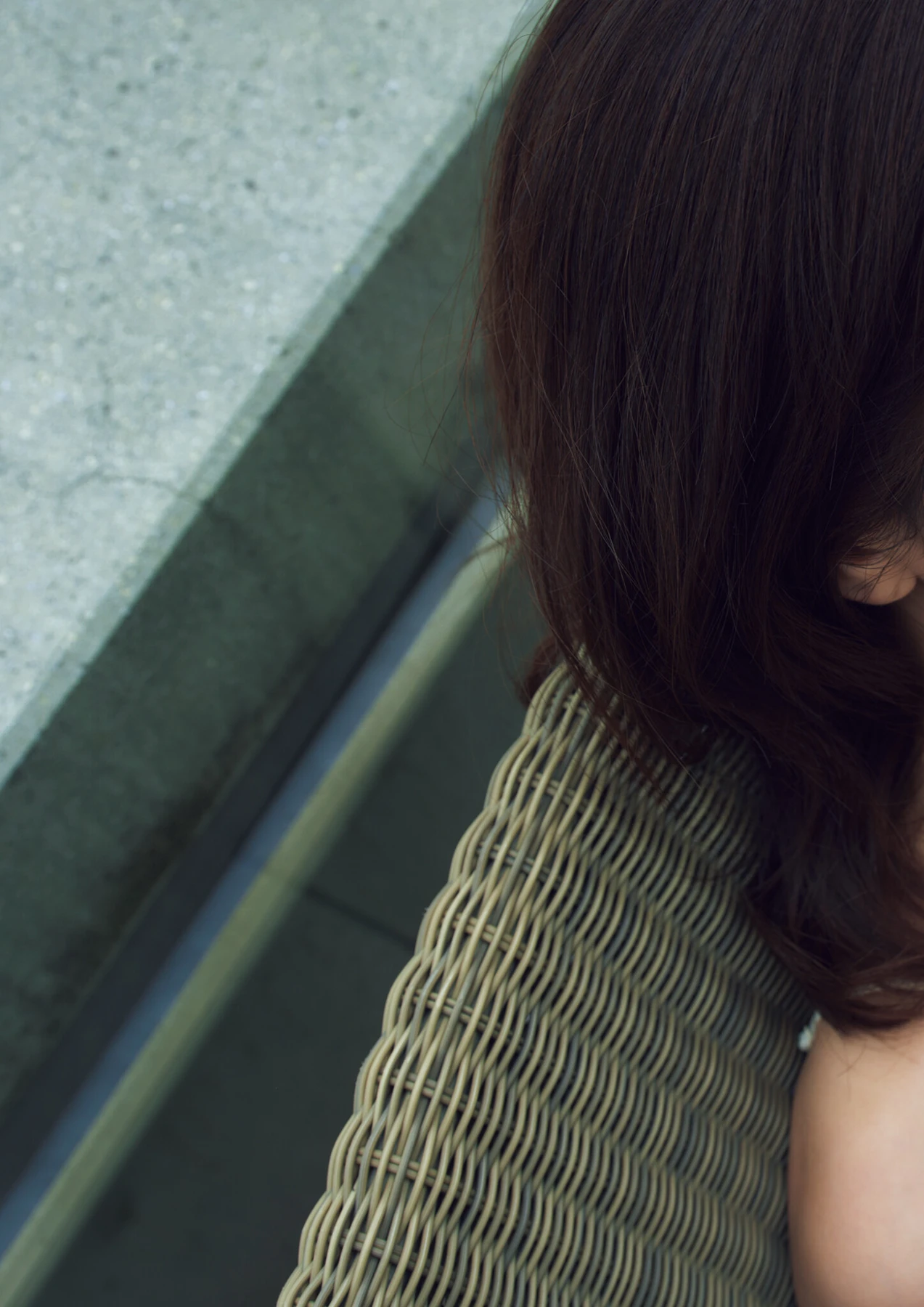 Atsuko Maeda 前田敦子 – 6th Photobook 写真集 「Beste」 - P5