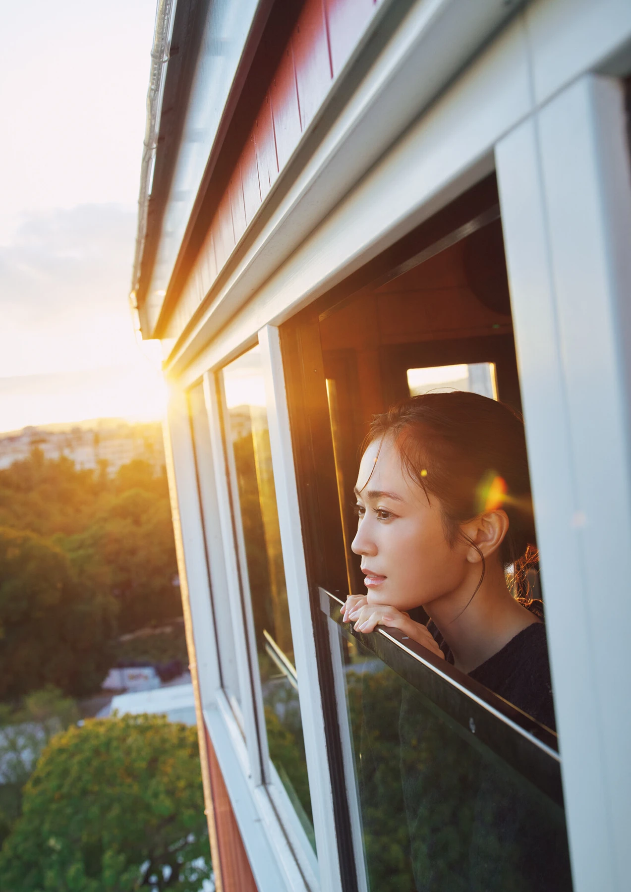 Atsuko Maeda 前田敦子 – 6th Photobook 写真集 「Beste」 - P93