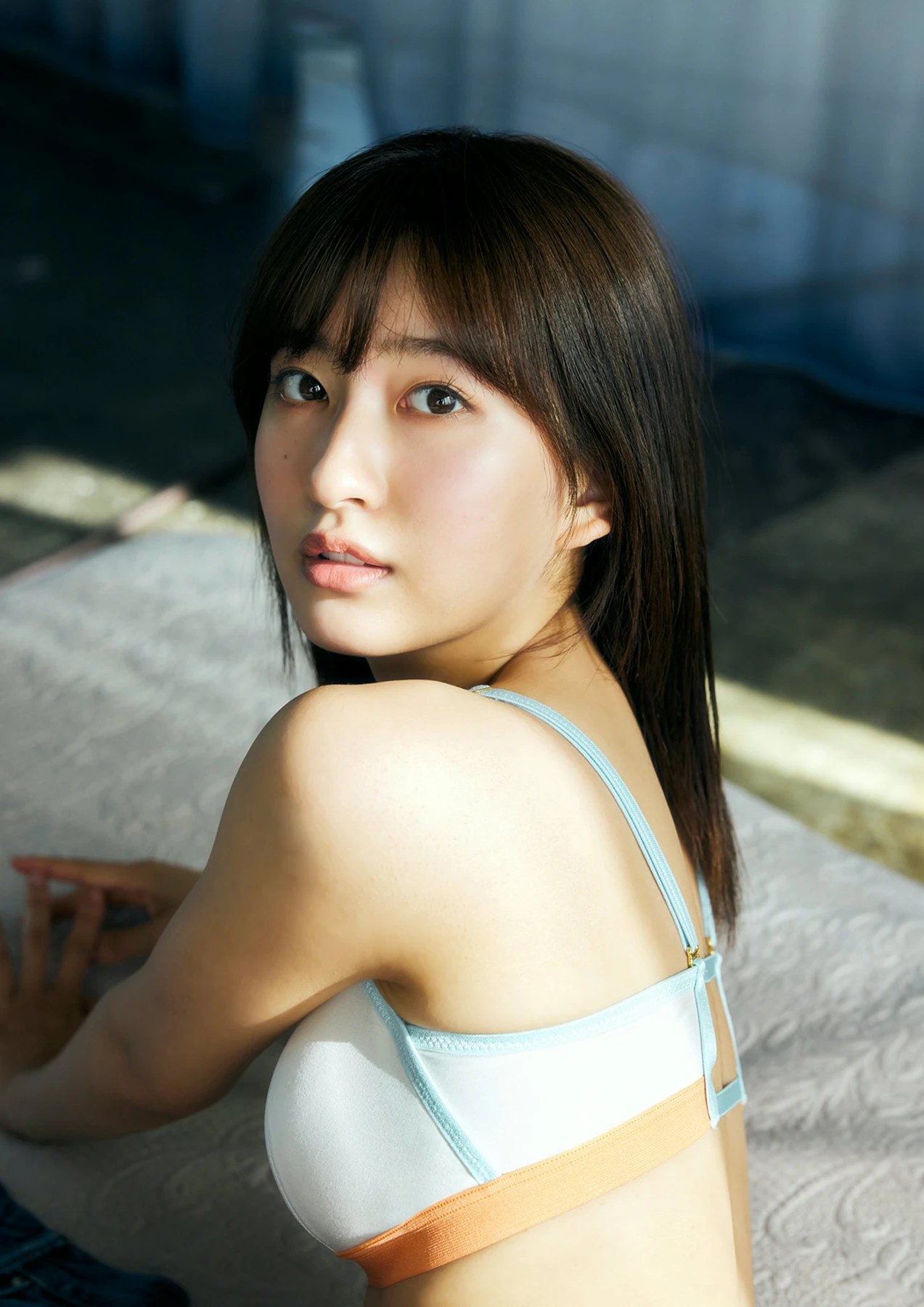 Rina Saito 斉藤里奈 – BRODYデジタル写真集 「come on」 - P13