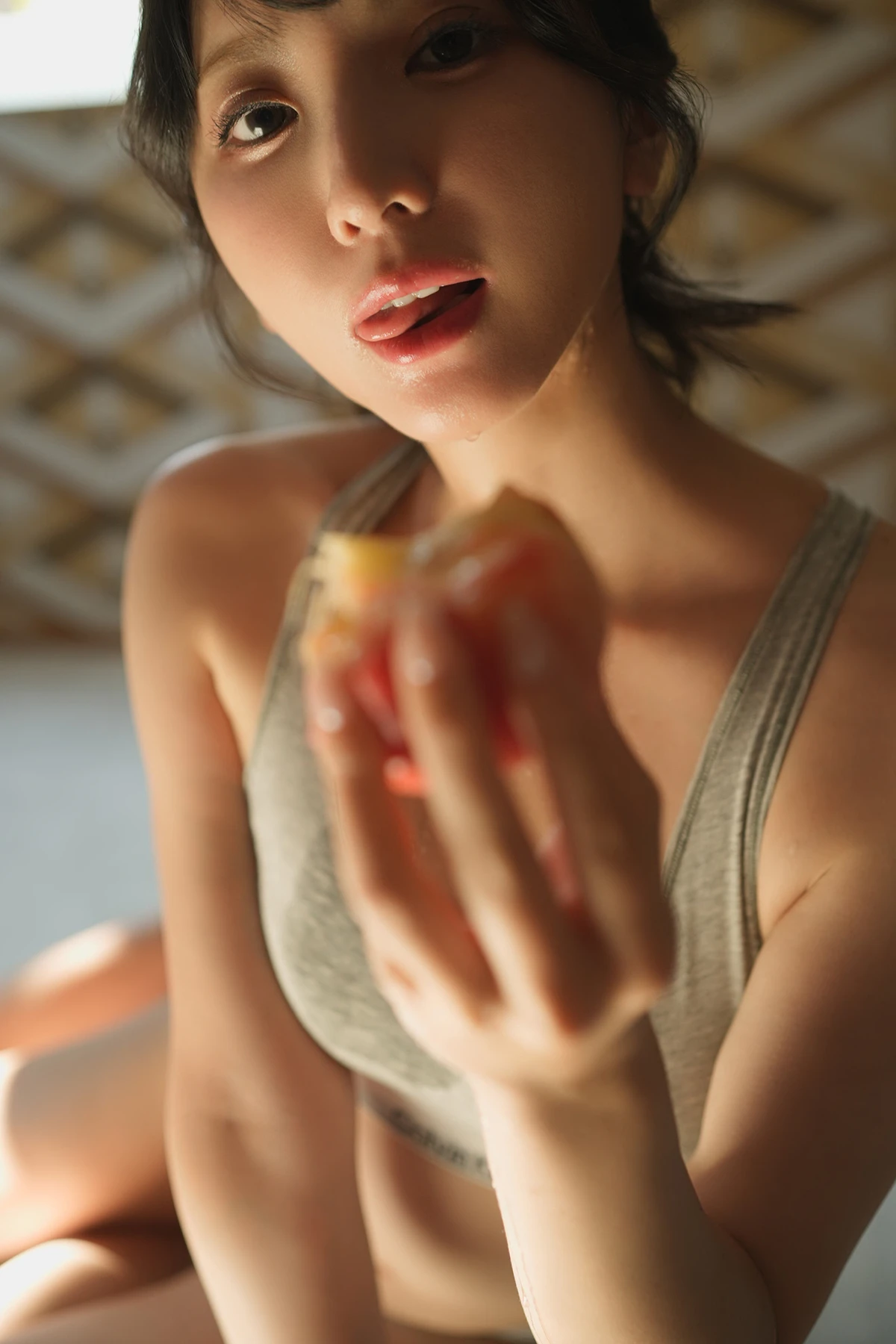 Yuka Niizuma 新妻ゆうか – FRIDAYデジタル写真集 「イケナイ淑女 Vol.2」 - P10