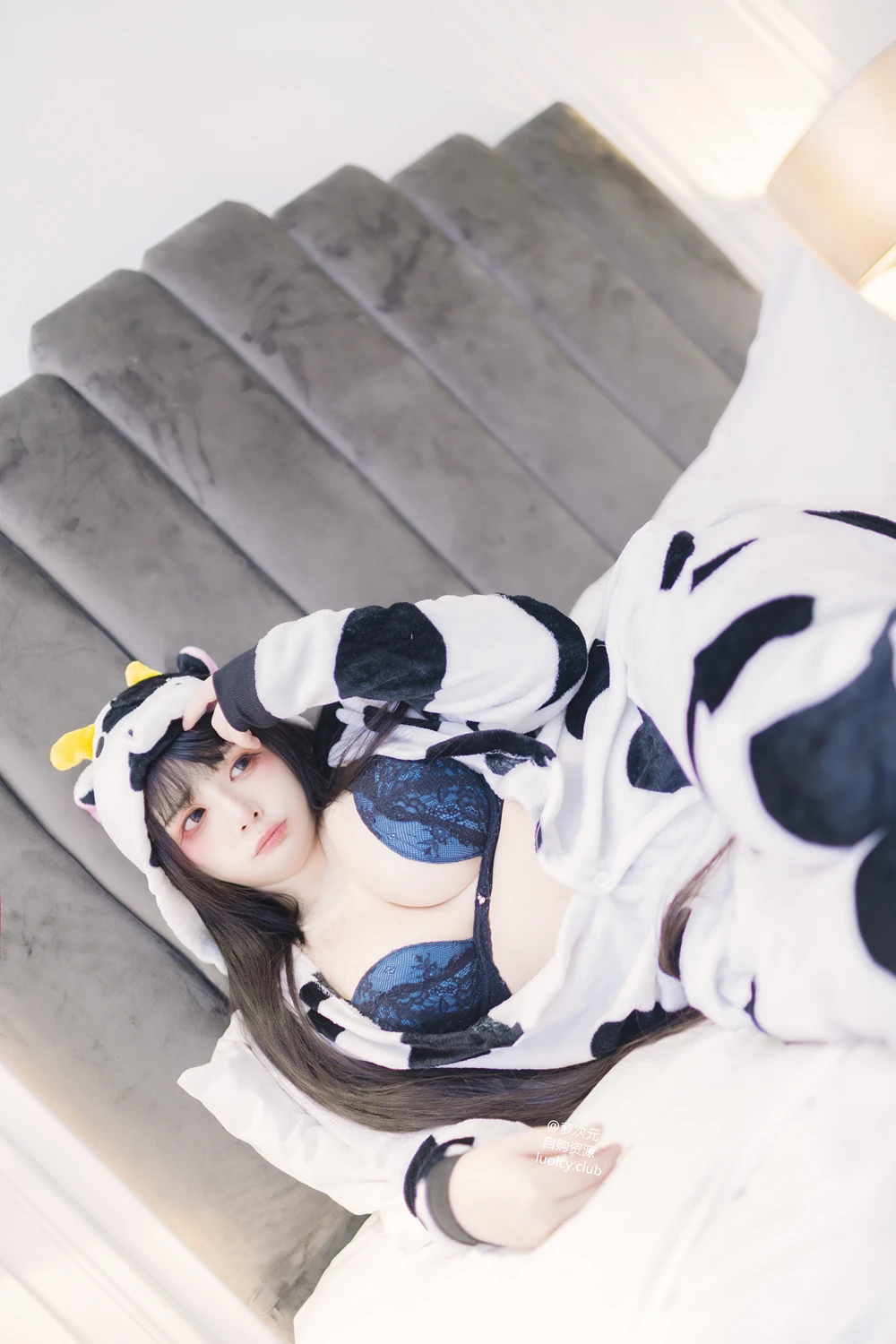 Cosplay 落落Raku – 奶牛Milky & 白衣小猫Kitten - P11