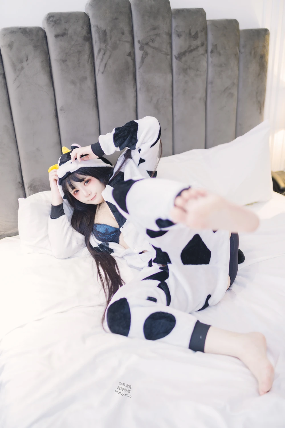 Cosplay 落落Raku – 奶牛Milky & 白衣小猫Kitten - P14