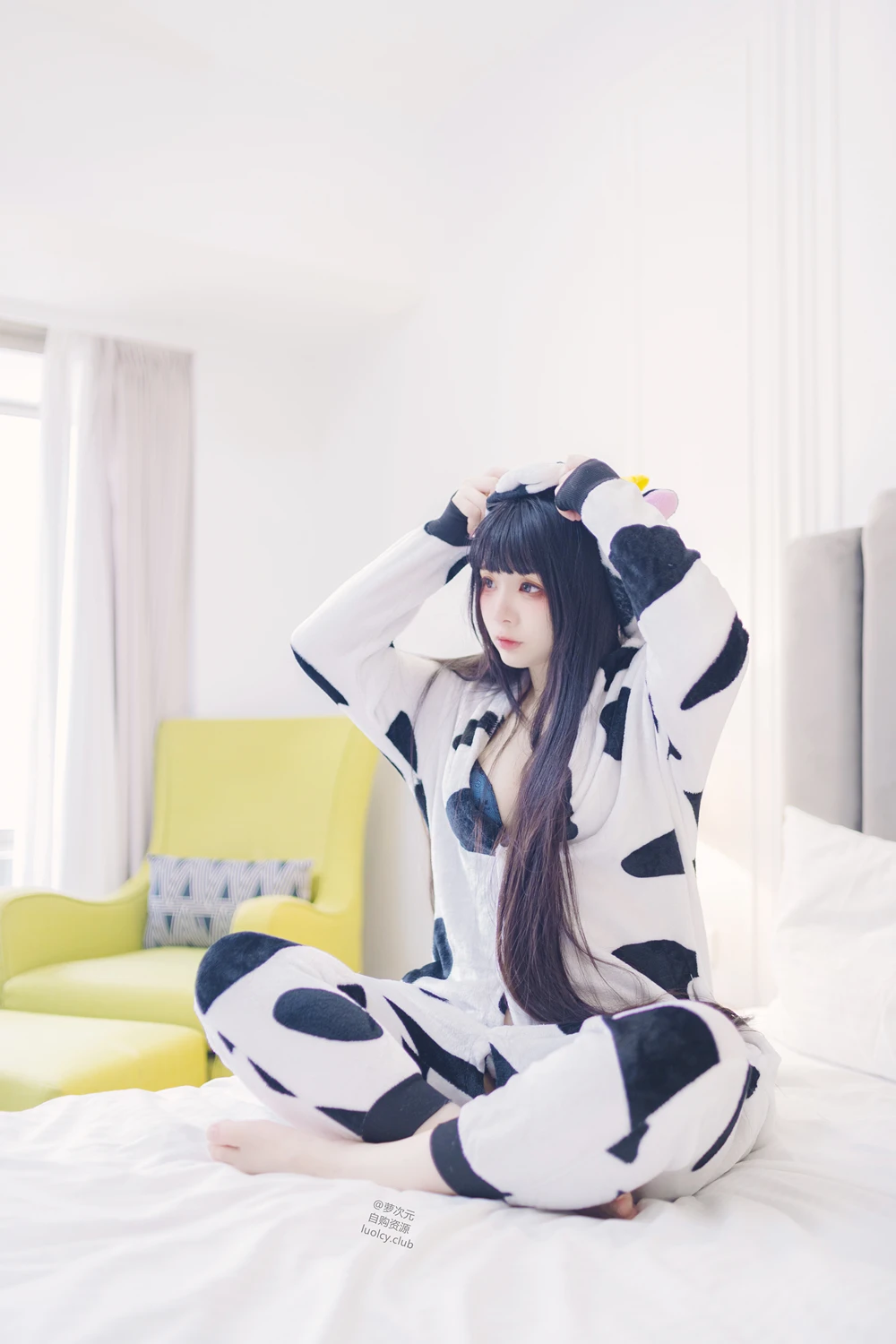 Cosplay 落落Raku – 奶牛Milky & 白衣小猫Kitten - P2
