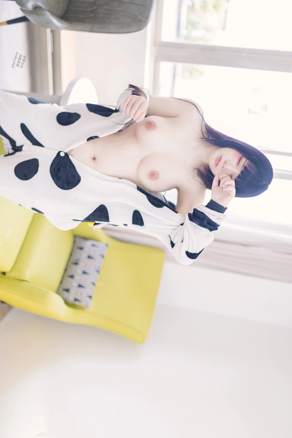 Cosplay 落落Raku – 奶牛Milky & 白衣小猫Kitten - P32
